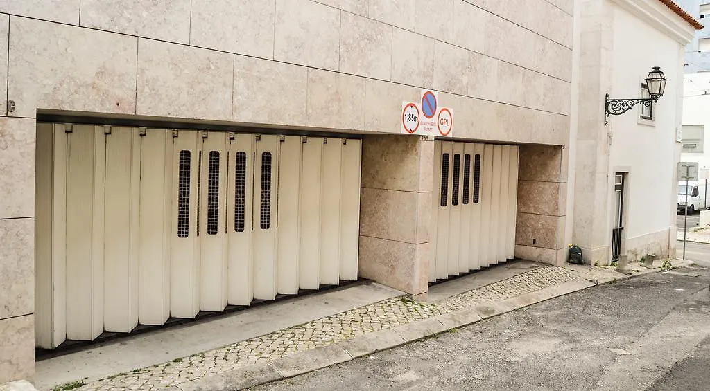 Your Home In Palacio Do Bairro Alto Lisbon